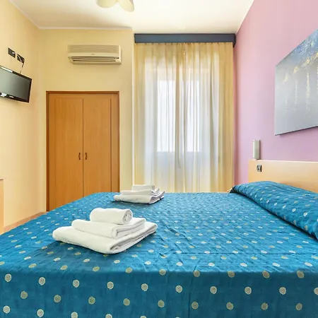 Hotel Il Riccio Porto Cesareo Exterior photo