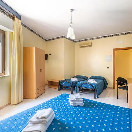 Hotel Il Riccio Porto Cesareo Exterior photo