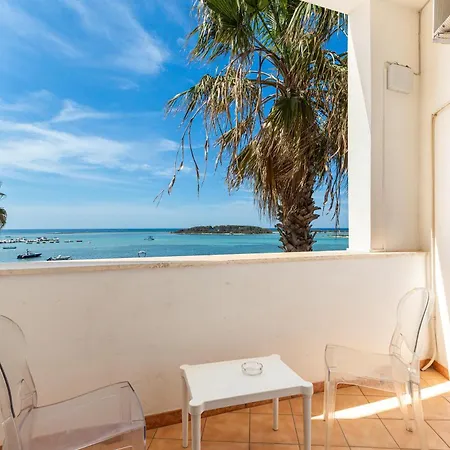 Hotel Il Riccio Porto Cesareo Exterior photo